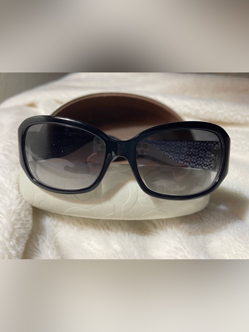 Coach Black Women's Sunglasses with case